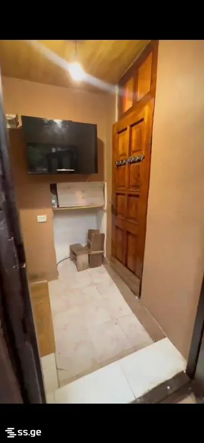2 room Flat For Rent. Avlabari · 7/10