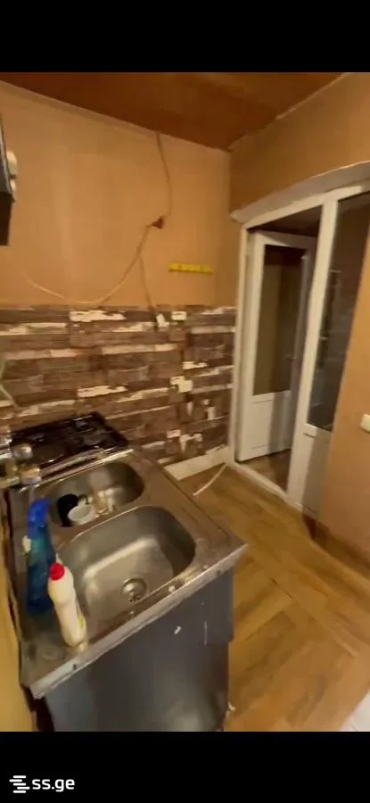 2 room Flat For Rent. Avlabari · 9/10