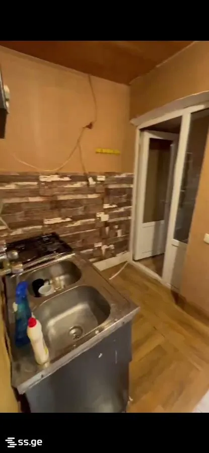 2 room Flat For Rent. Avlabari · 9