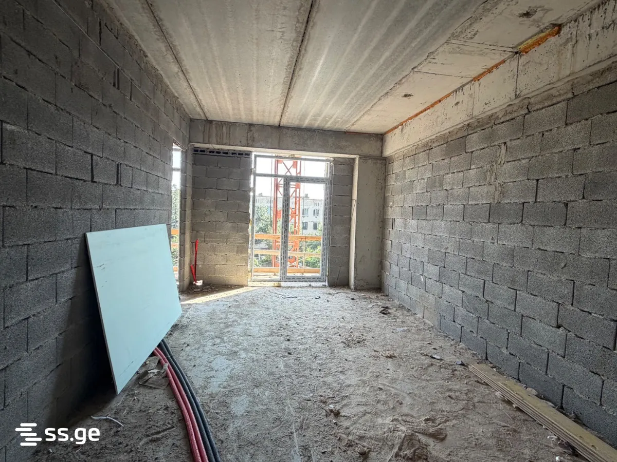 4 room Flat For Sale. Gldani · 5