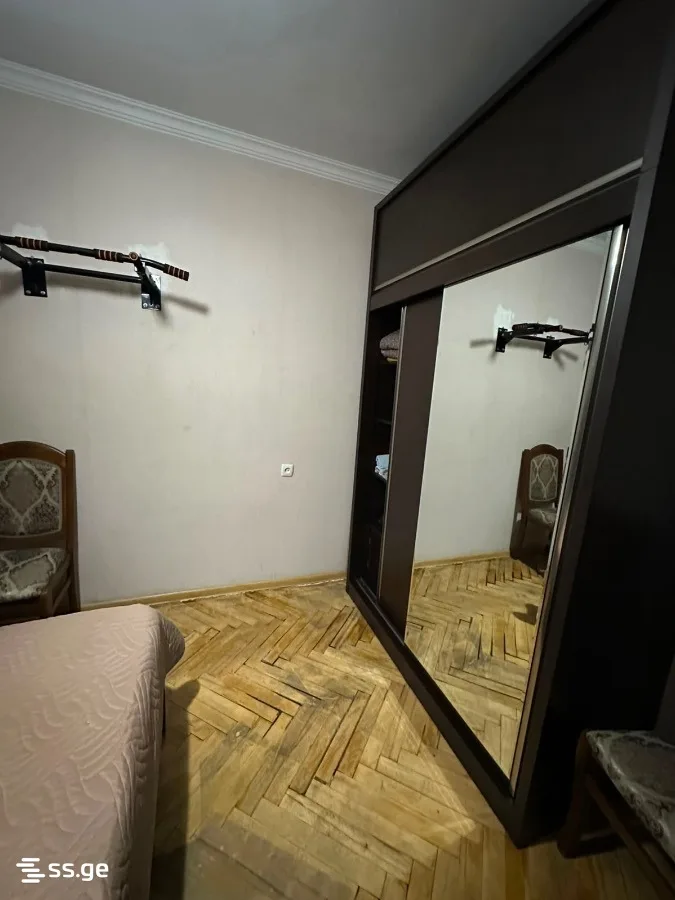 4 room Flat For Sale. Varketili · 10/12