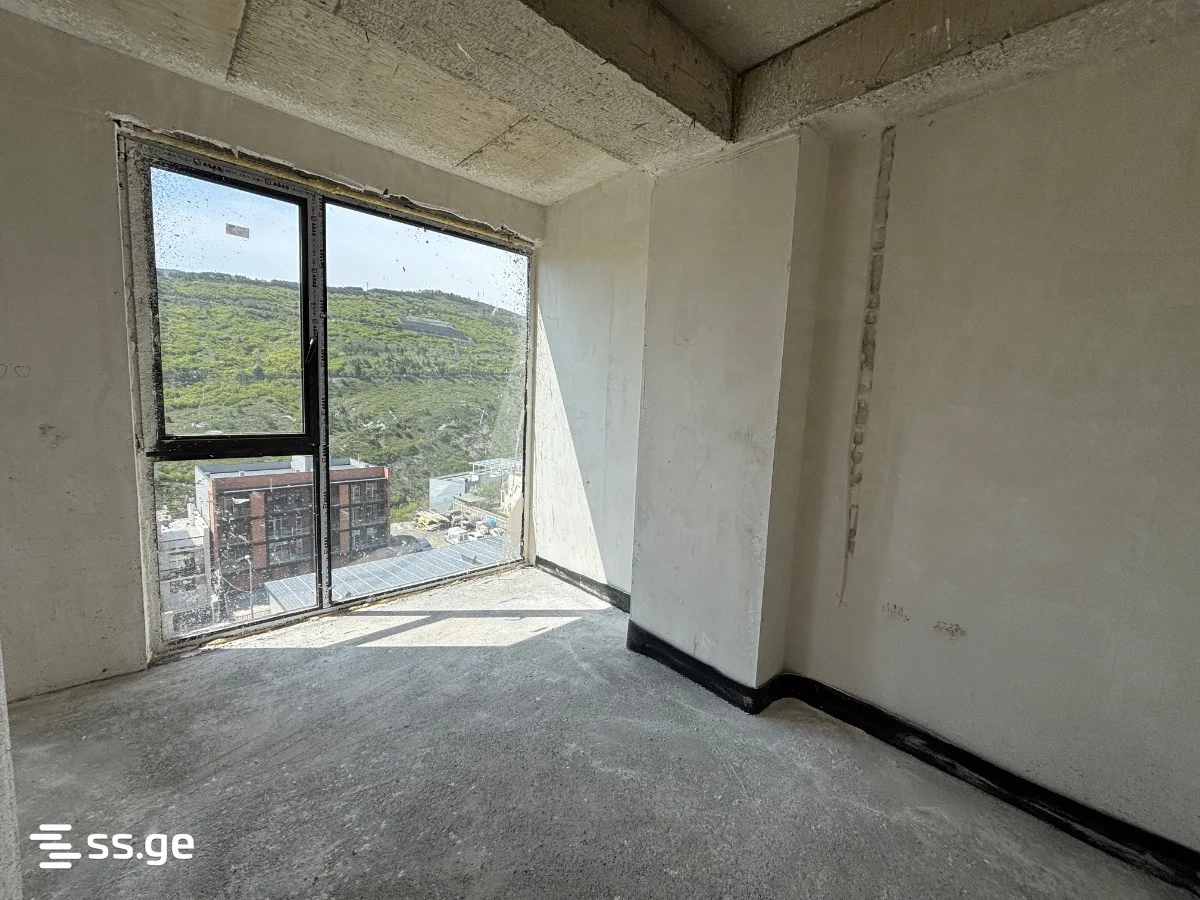4 room Flat For Sale. Saburtalo · 5/12