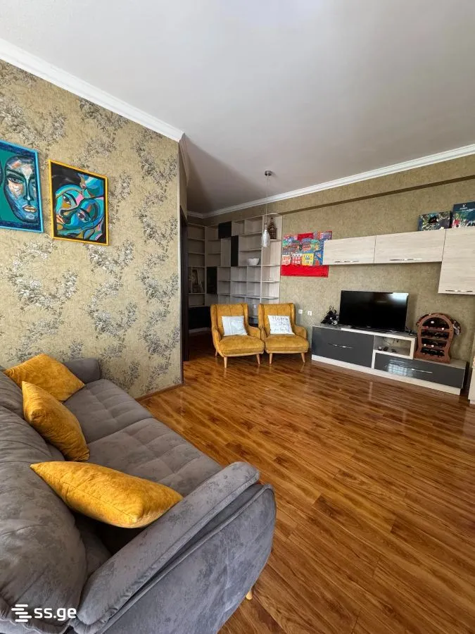 3 room Flat For Sale. Didi digomi · 12
