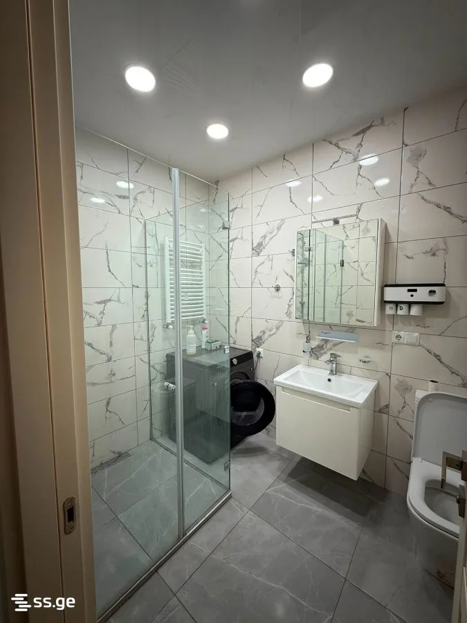 3 room Flat For Rent. Saburtalo · 9/10