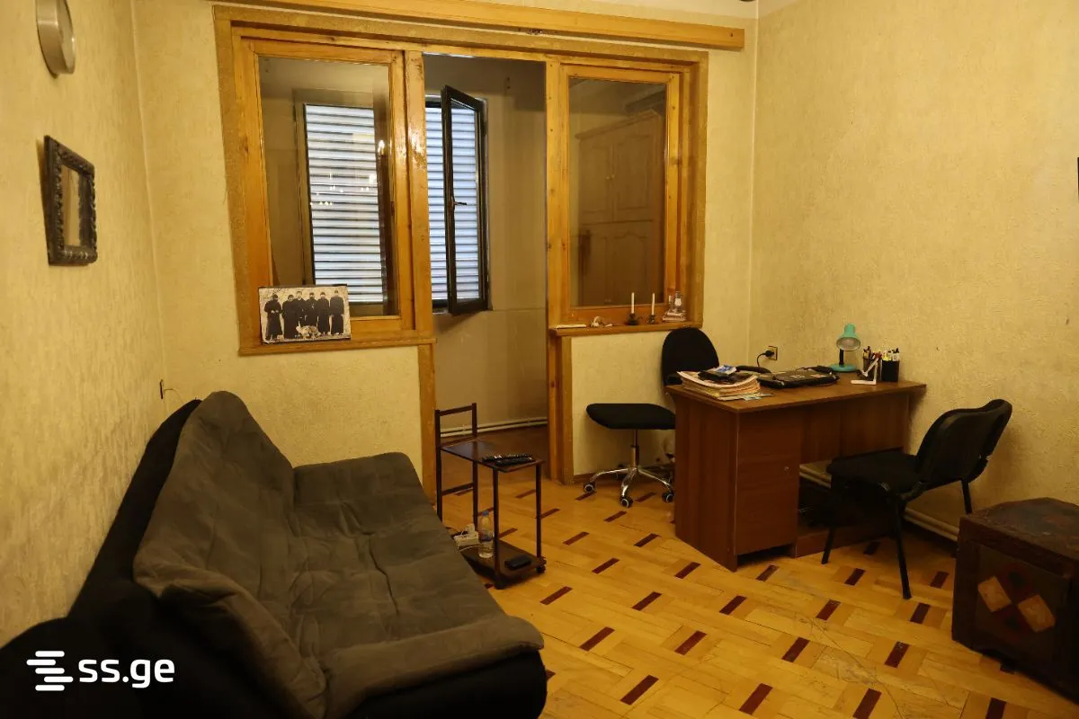 5 room Flat For Sale. Saburtalo · 8