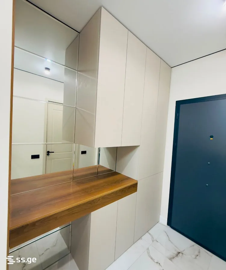 2 room Flat For Sale. Batumi · 2/11