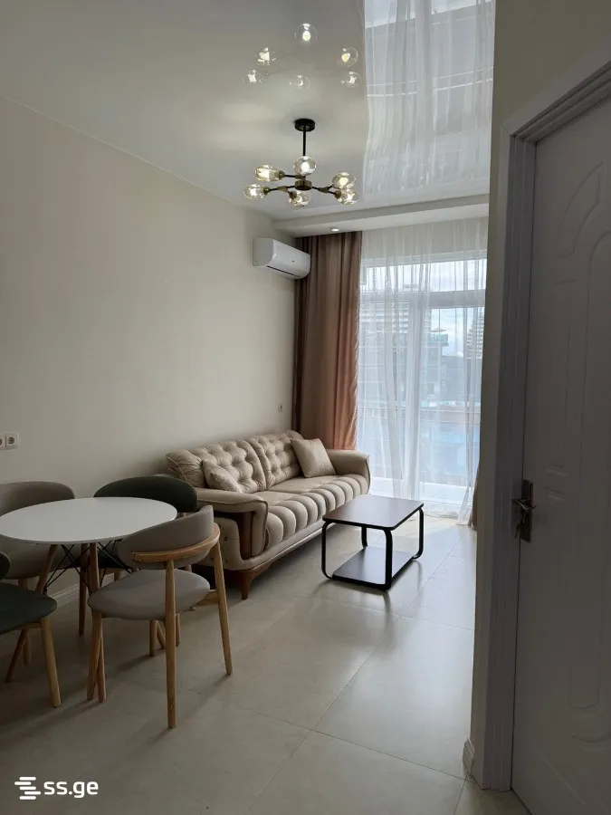 2 room Flat For Rent. Batumi · 3