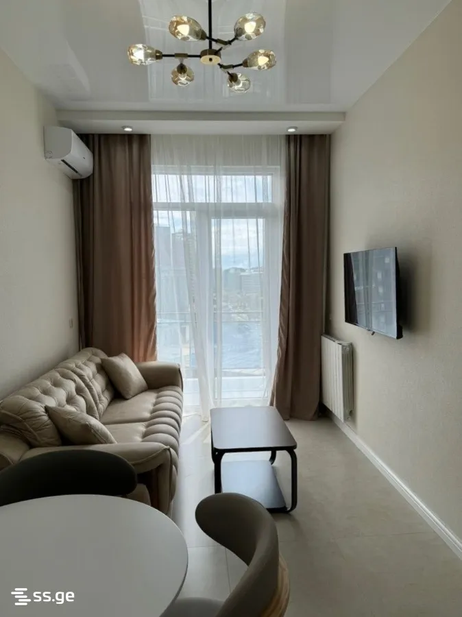 2 room Flat For Rent. Batumi · 6