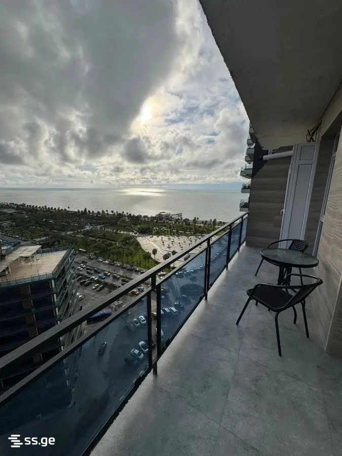 2 room Flat For Rent. Batumi · 9