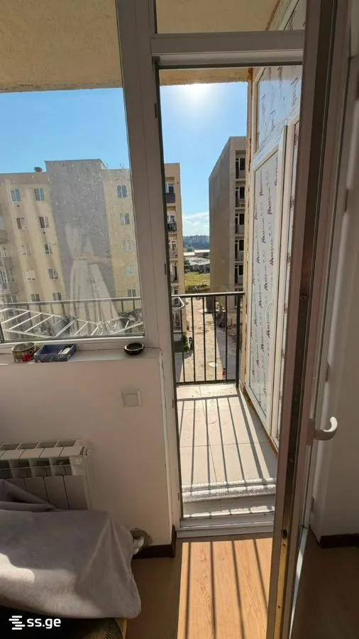 2 room Flat For Sale. Varketili · 10