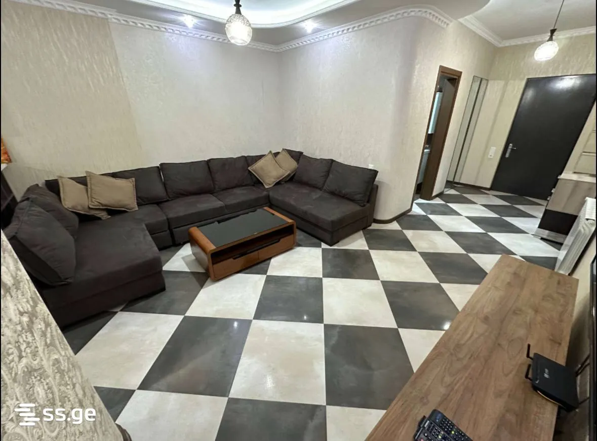 2 room Flat For Rent. Batumi · 7