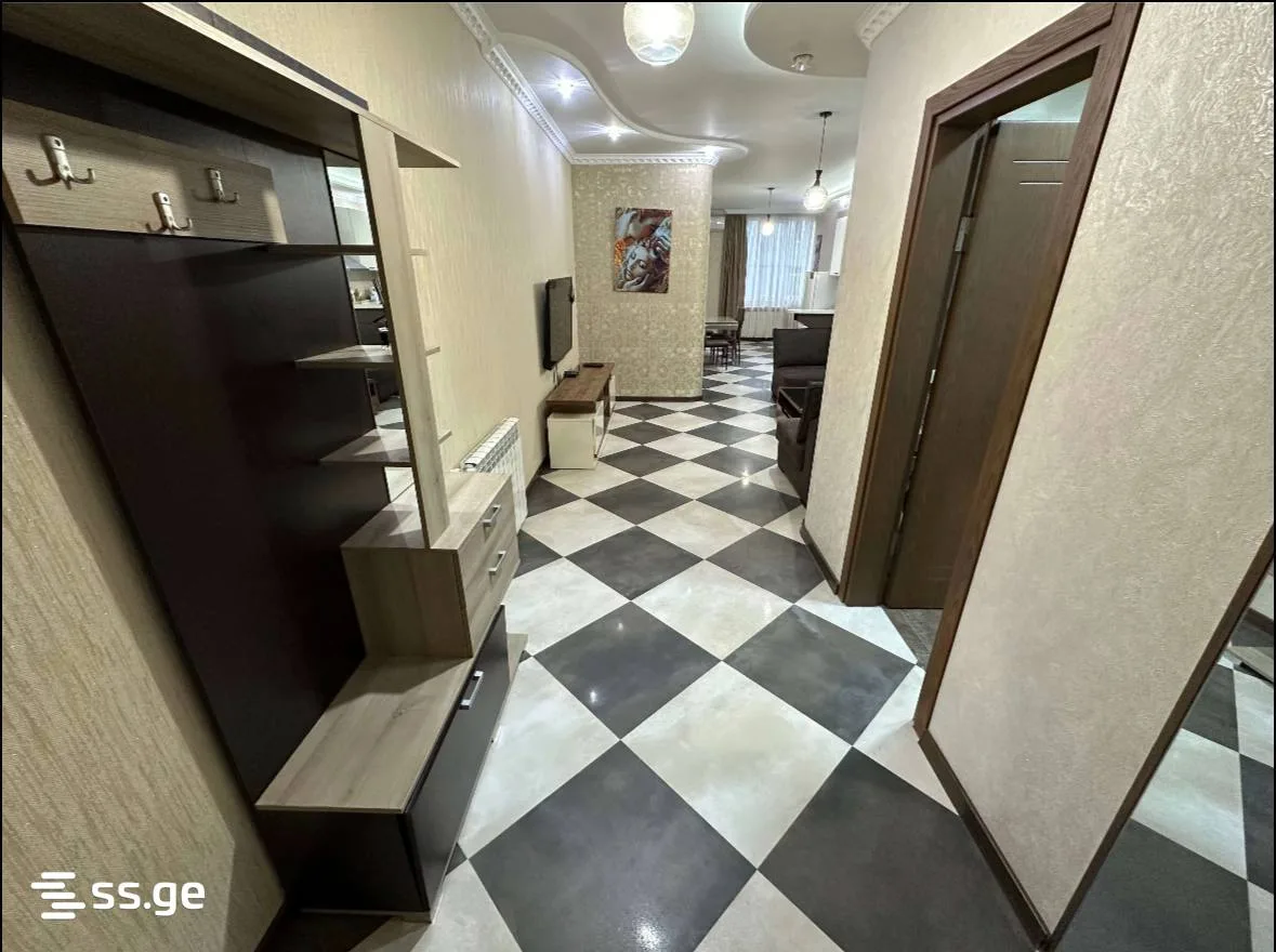 2 room Flat For Rent. Batumi · 10/10