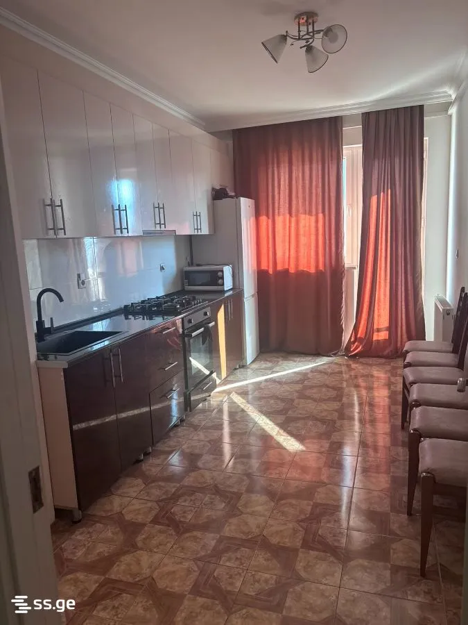 3 room Flat For Sale. Isani · 2
