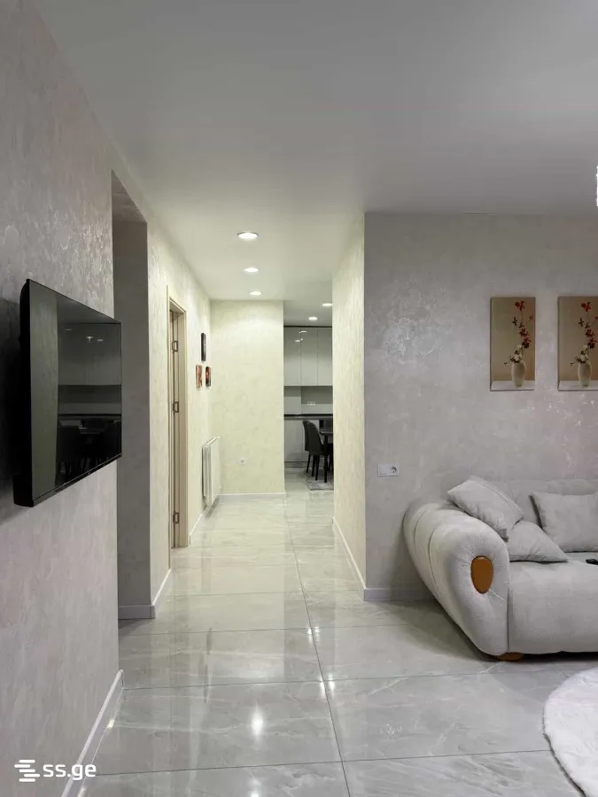 3 room Flat For Rent. Batumi · 4