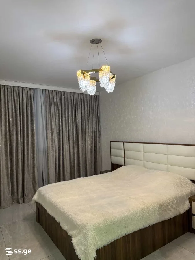 3 room Flat For Rent. Batumi · 7/12