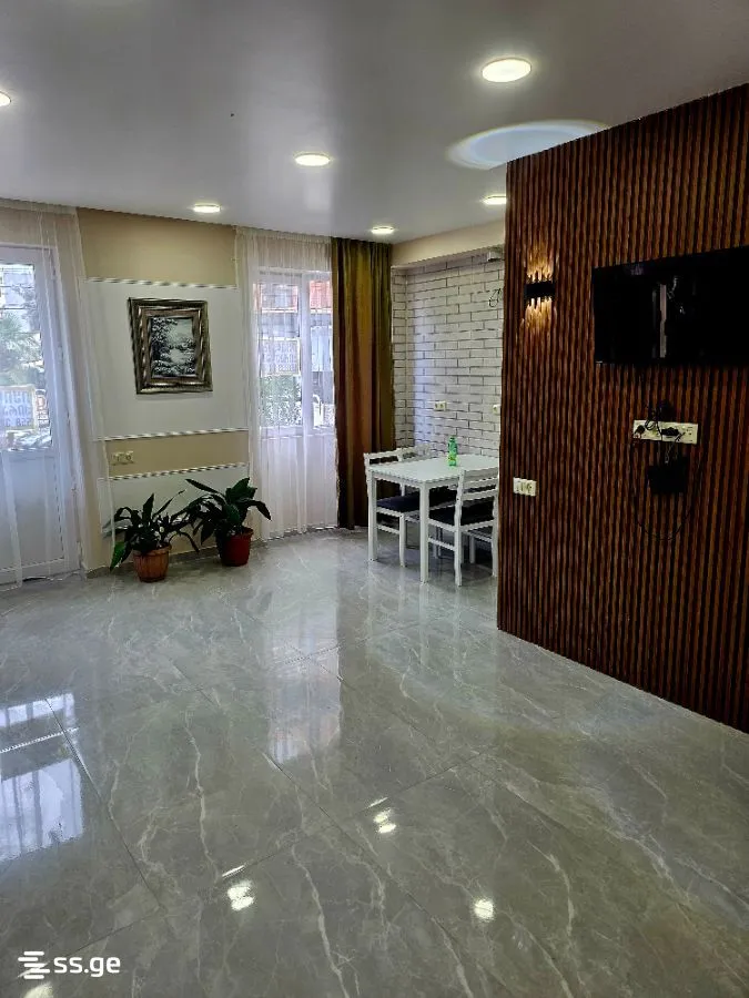 2 room Flat For Rent. Batumi · 12