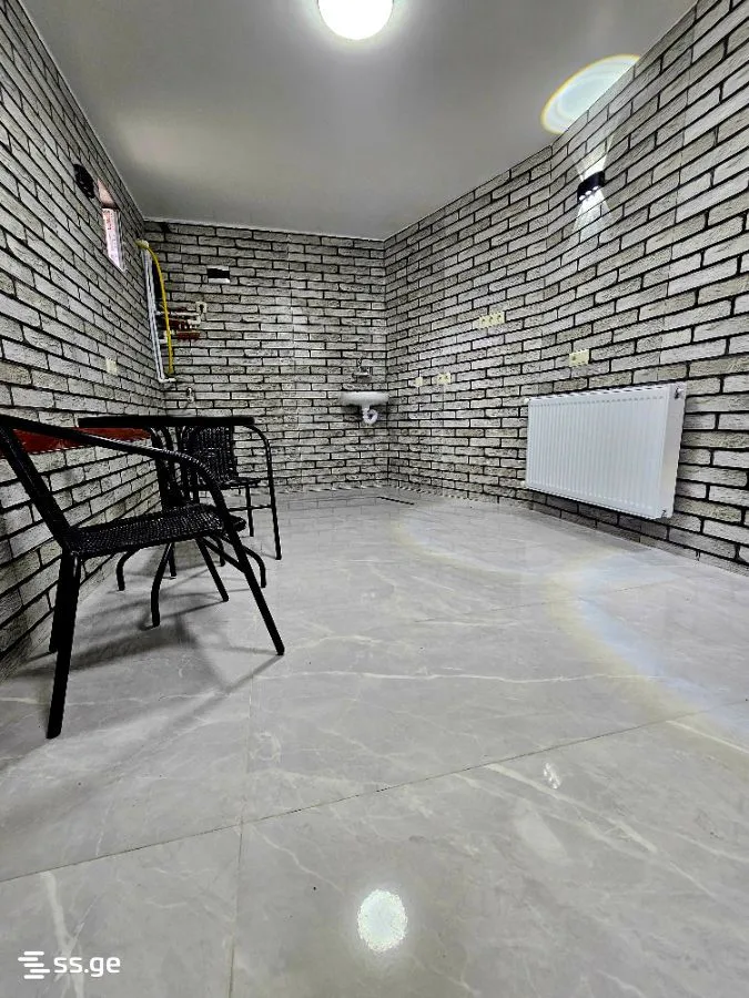 2 room Flat For Rent. Batumi · 5/12