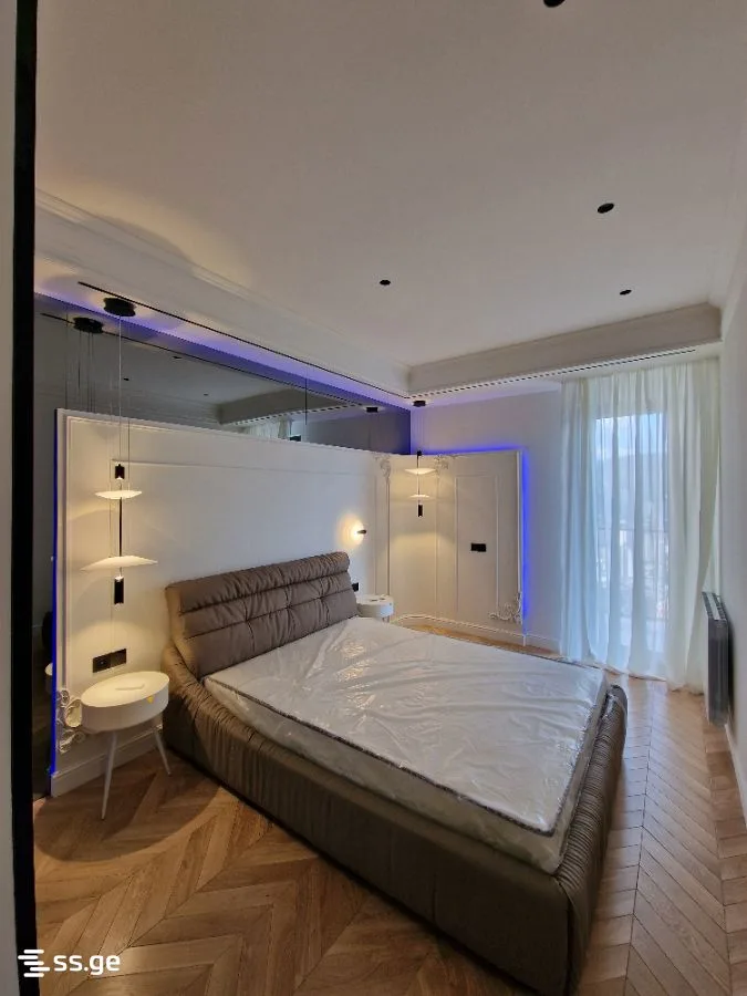 2 room Flat For Sale. Saburtalo · 8/12
