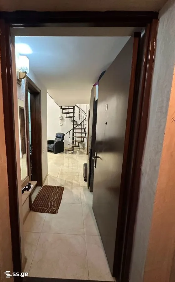 4 room Flat For Rent. Districts of Vazha-Pshavela