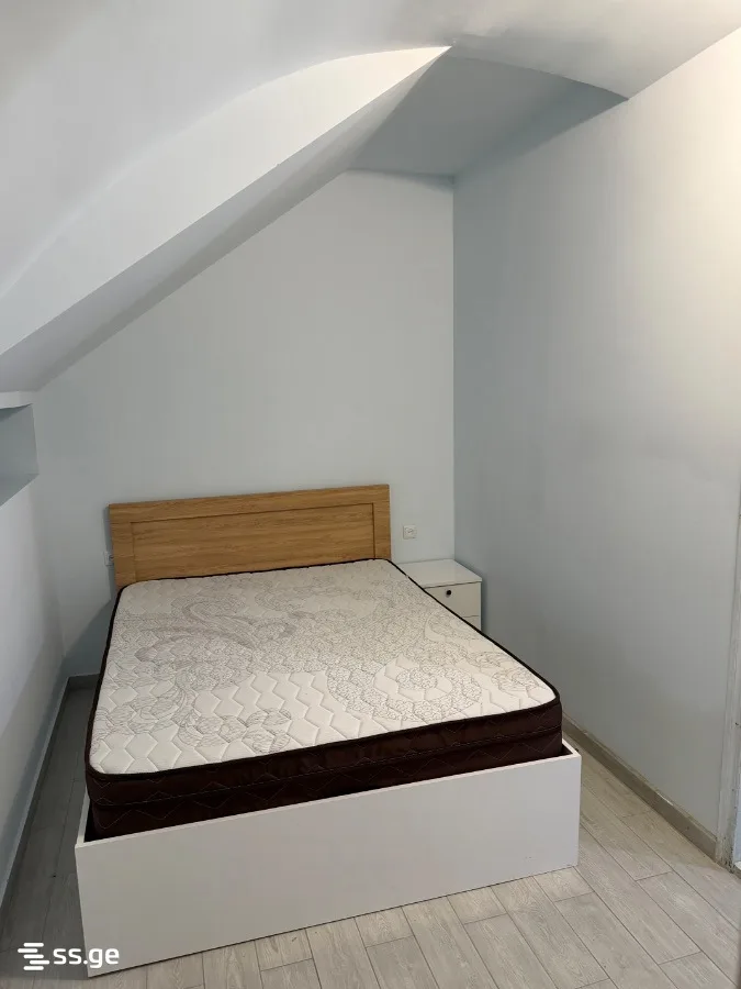 6 room Flat For Sale. Chugureti · 5/12