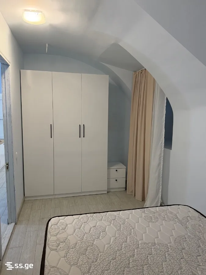 6 room Flat For Sale. Chugureti · 6/12