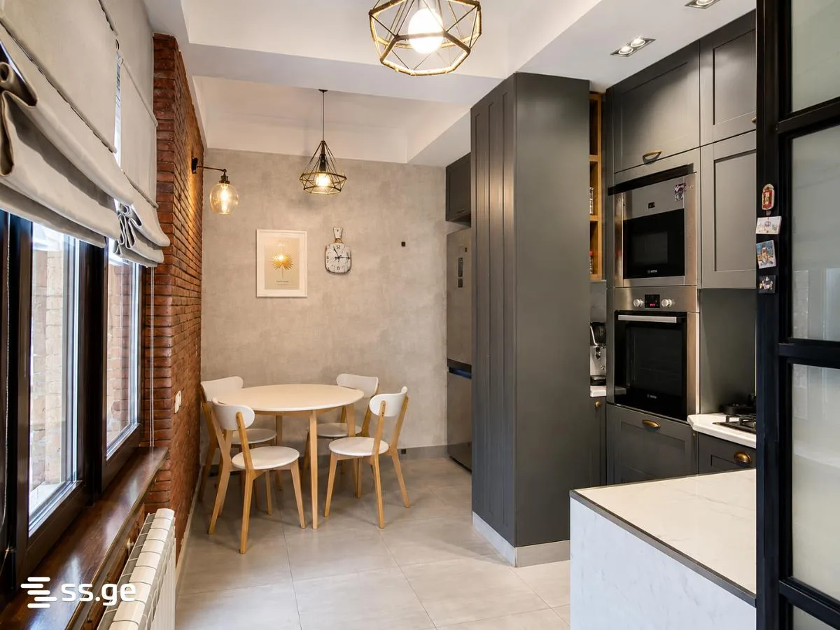 3 room Flat For Sale. Saburtalo · 2/11