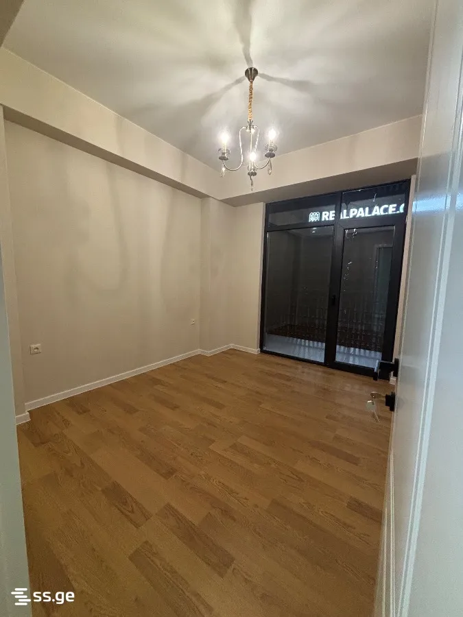 3 room Flat For Sale. Didi digomi · 5