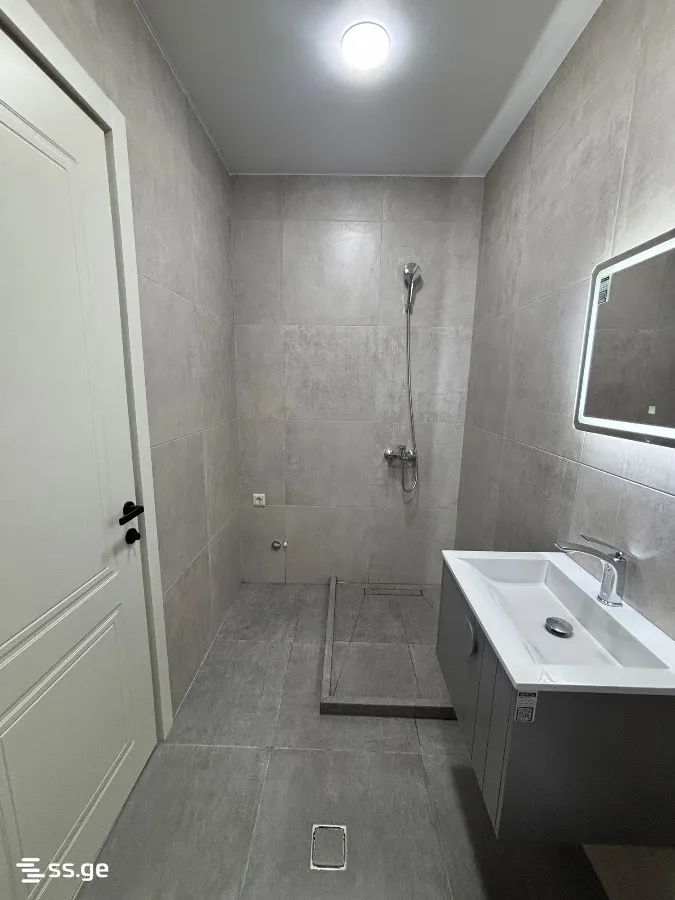 3 room Flat For Sale. Didi digomi · 10