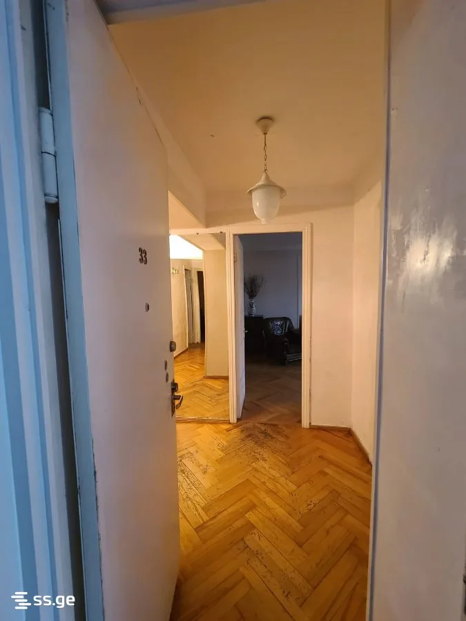 4 room Flat For Sale. Vake · 2/12