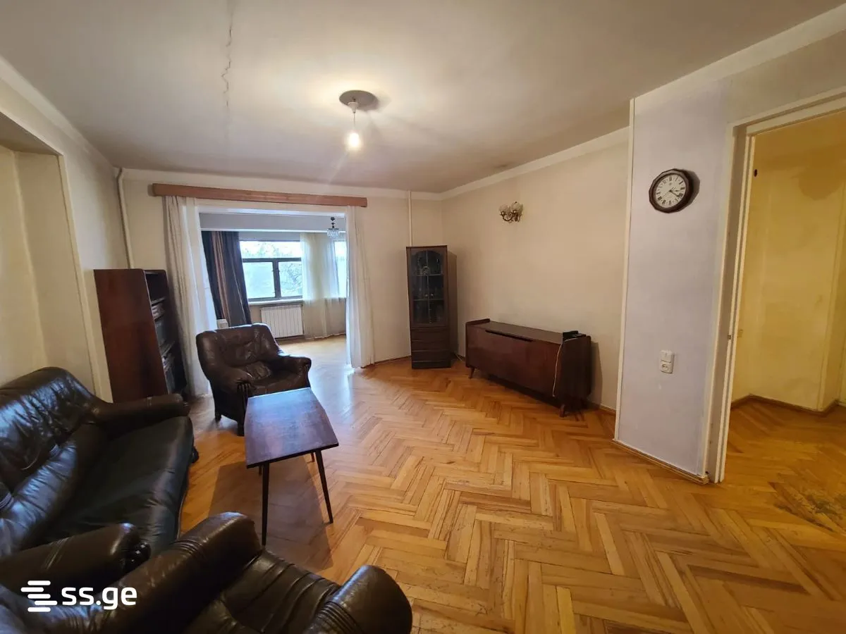 4 room Flat For Sale. Vake · 3
