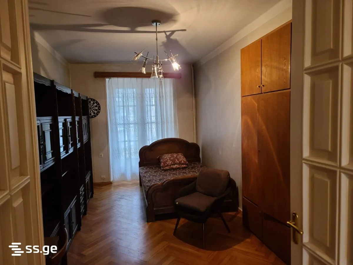 4 room Flat For Sale. Vake · 5/12