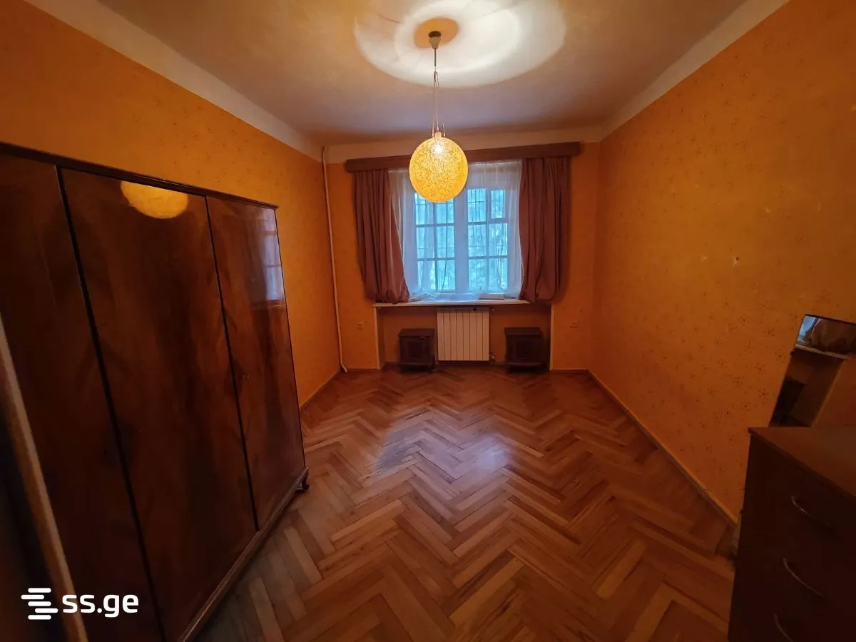 4 room Flat For Sale. Vake · 6