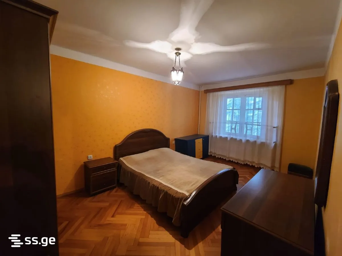 4 room Flat For Sale. Vake · 12