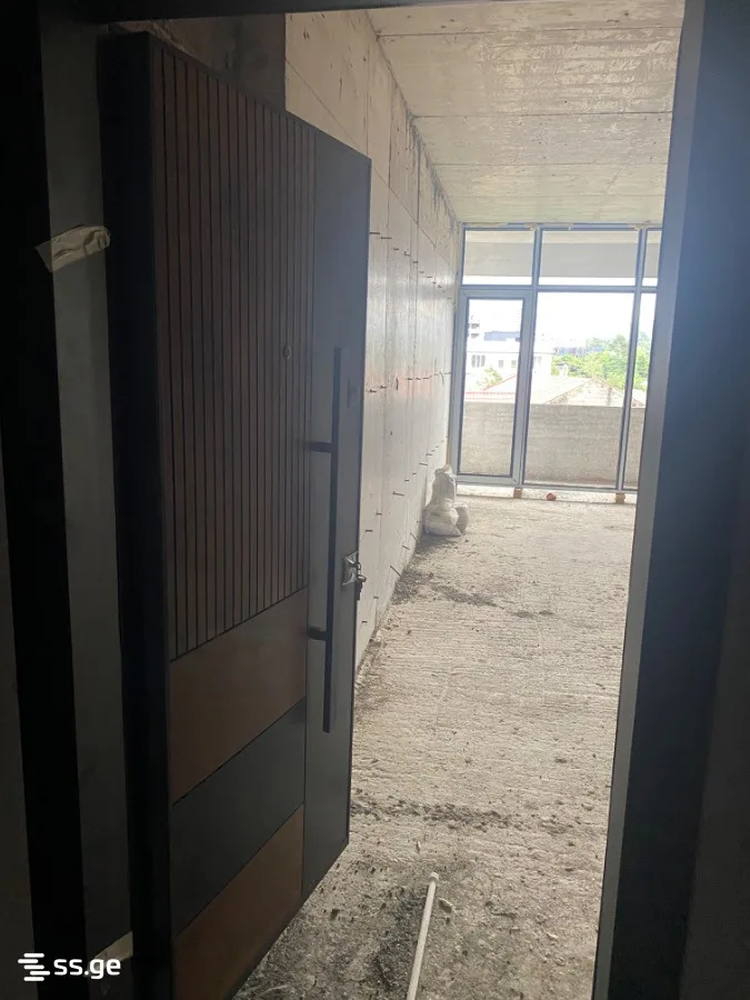 1 room Flat For Sale. Batumi · 11/12