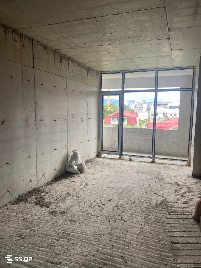 1 room Flat For Sale. Batumi · 12