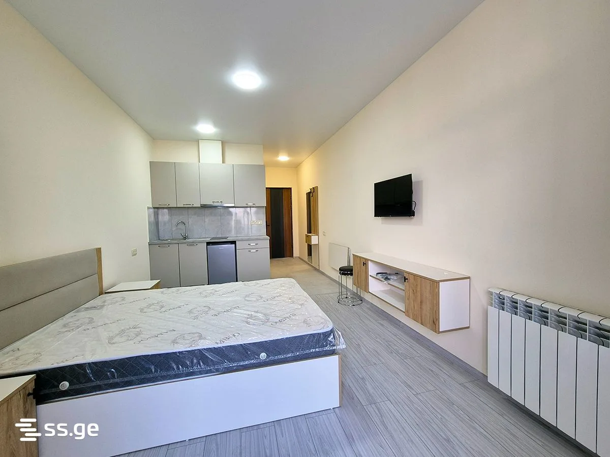 1 room Flat For Sale. Batumi · 2/12