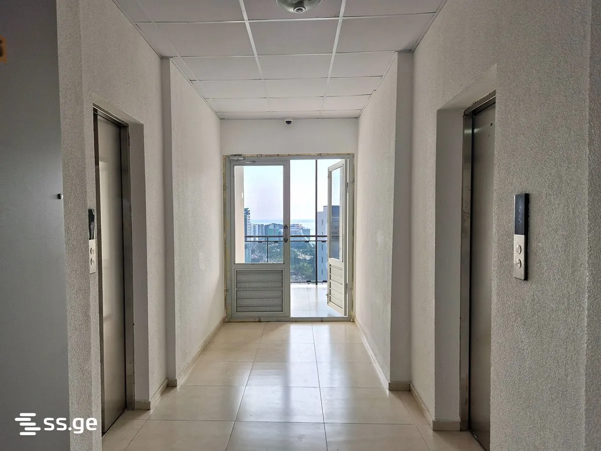 1 room Flat For Sale. Batumi · 12