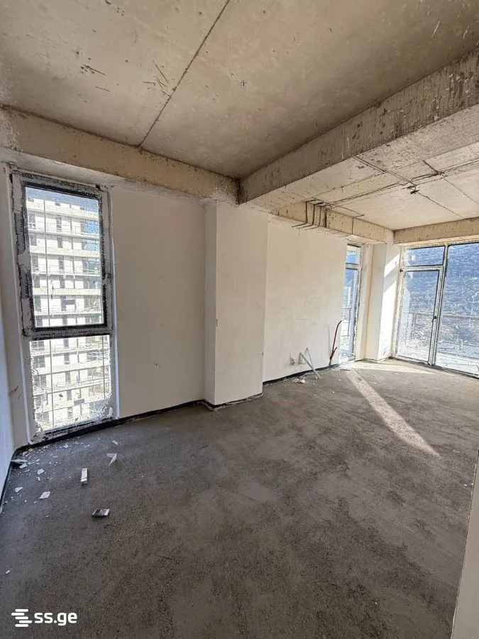 4 room Flat For Sale. Saburtalo · 9