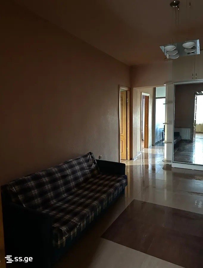 5 room Flat For Sale. Saburtalo · 3