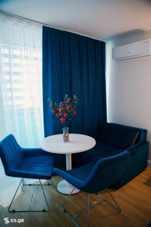1 room Flat For Sale. Batumi · 4/8