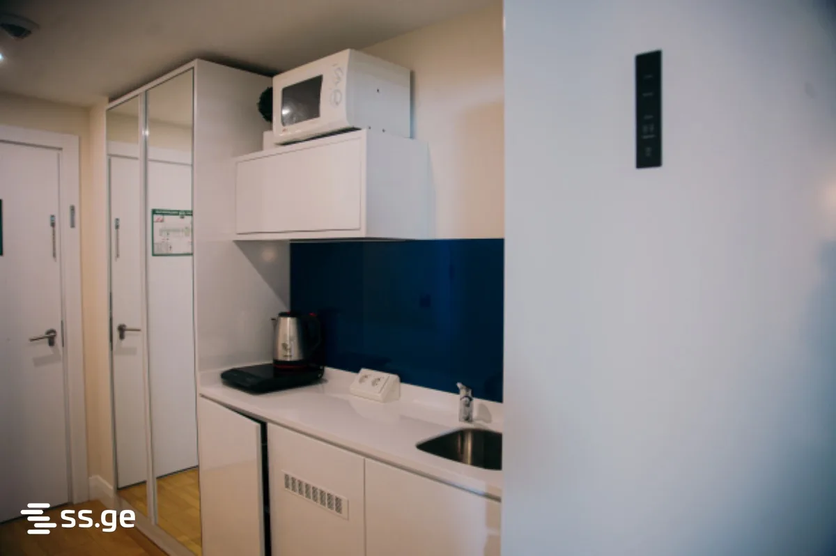 1 room Flat For Sale. Batumi · 6/8