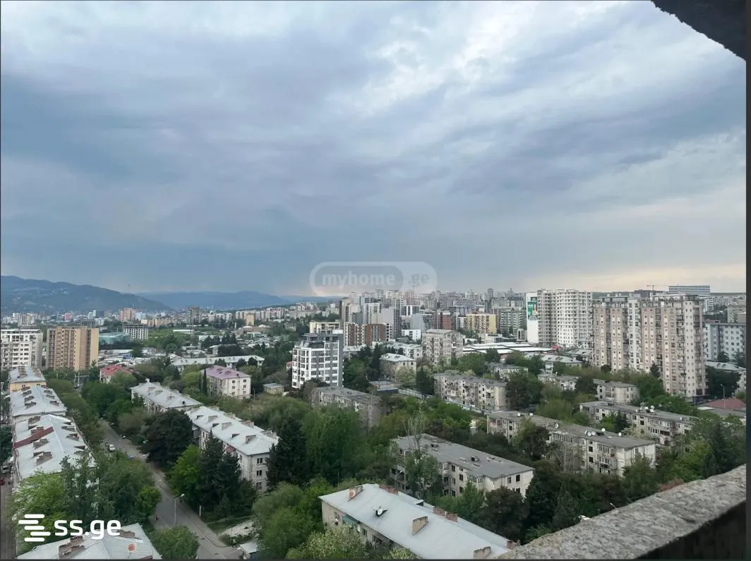 3 room Flat For Sale. Varketili · 3