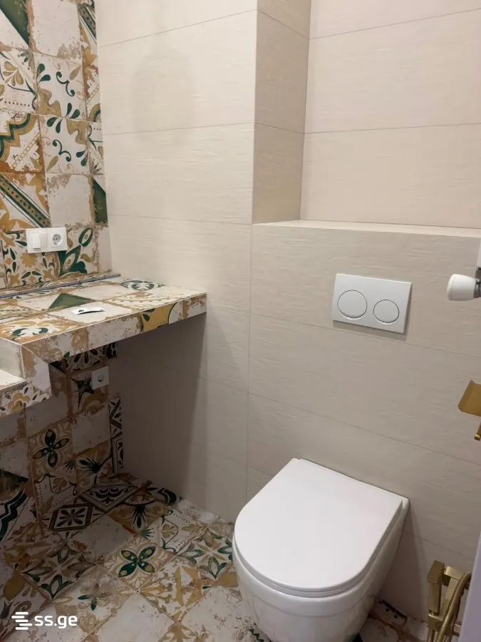 2 room Flat For Sale. Didi digomi · 4