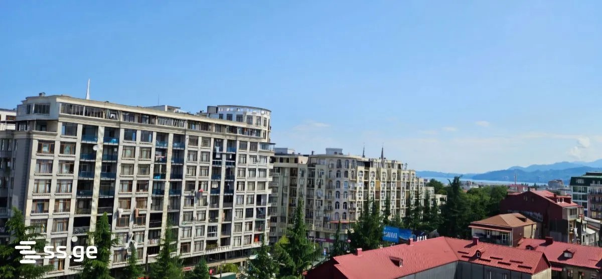 3 room Flat For Sale. Batumi · 2
