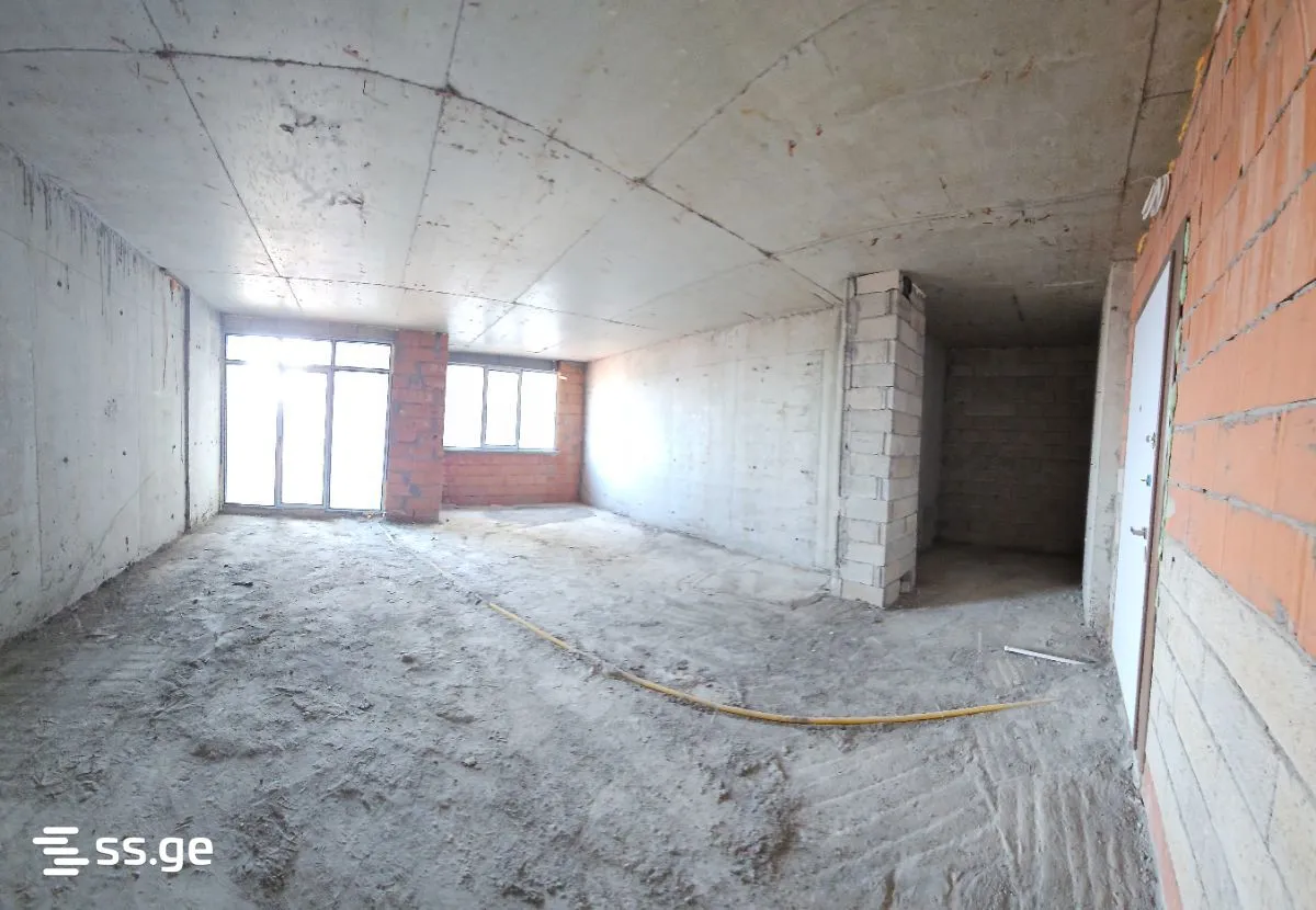 3 room Flat For Sale. Batumi · 5