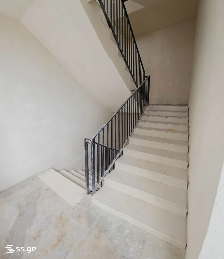 3 room Flat For Sale. Batumi · 12/12