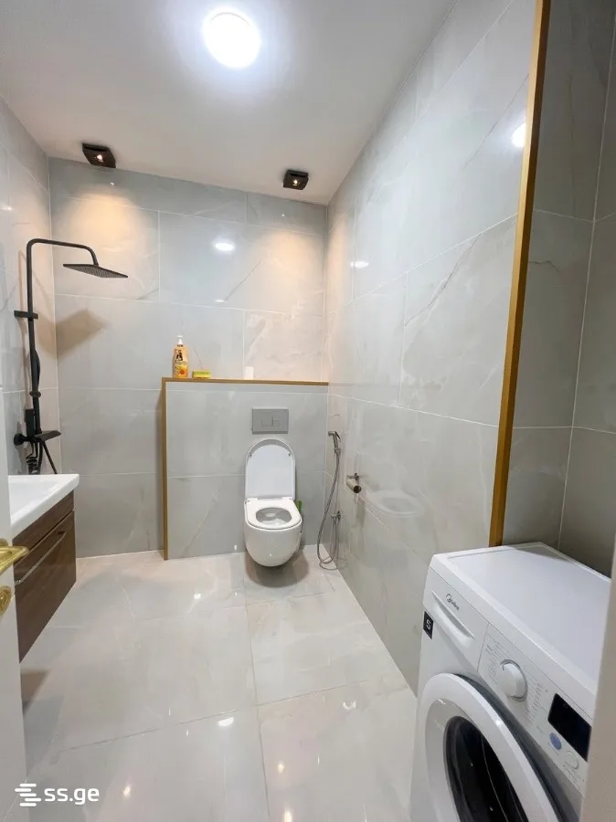 3 room Flat For Rent. Batumi · 2/9