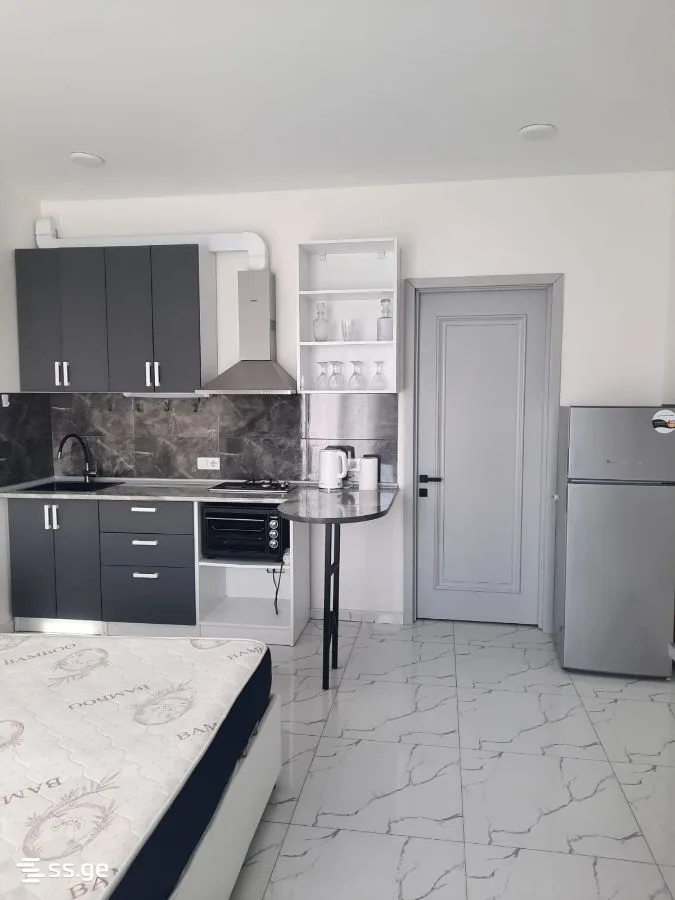 1 room Flat For Sale. Batumi · 4/7