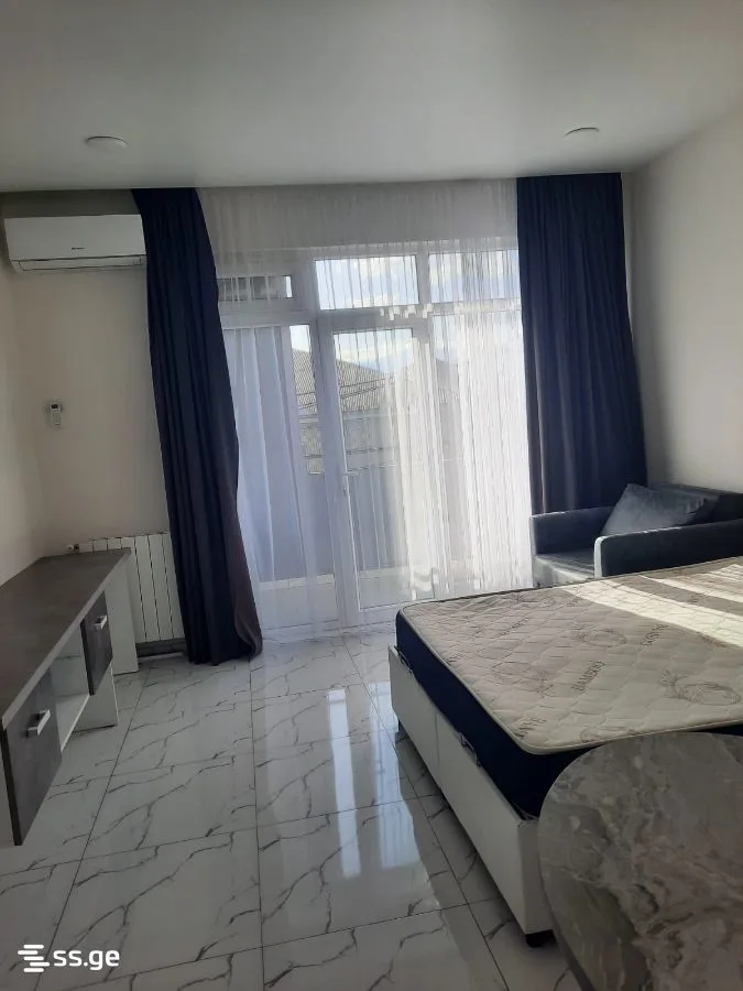 1 room Flat For Sale. Batumi · 5/7