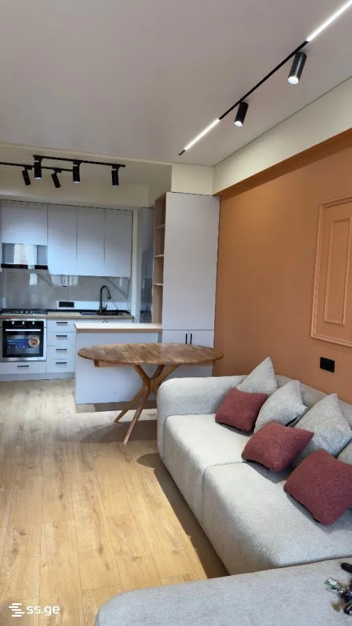 2 room Flat For Sale. Digomi · 11/12